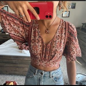 SOLD Boutique Boho tie back crop top